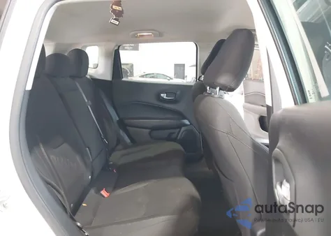 2020 Jeep Compass Sport Fwd z USA, uszkodzony, nr VIN 3C4NJCAB5LT158653